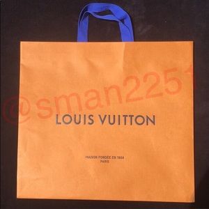 🧡NEW!🧡Louis Vuitton VERY Large Heavy Gauged Bag NEW!